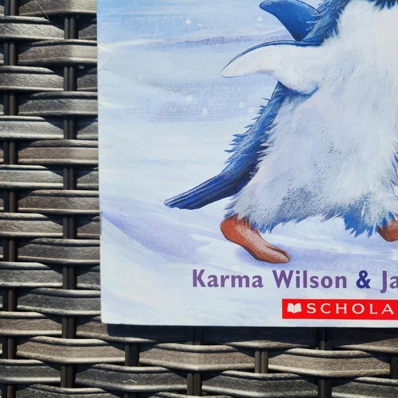 Where Is Home, Little Pip? Children's Book by Scholastic - Picture 4 of 9